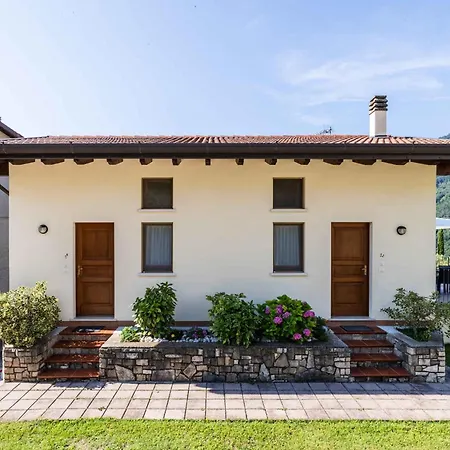 In Tremosine/gardasee 22254 Pieve (Lombardy)